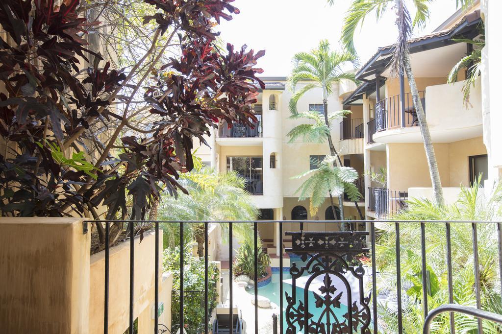 Seascape Apartments At Villa San Michele Port Douglas Dış mekan fotoğraf