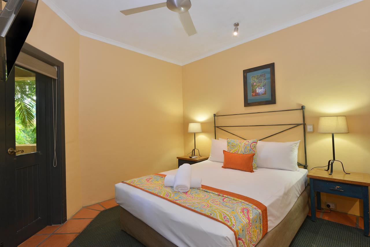 Seascape Apartments At Villa San Michele Port Douglas Dış mekan fotoğraf