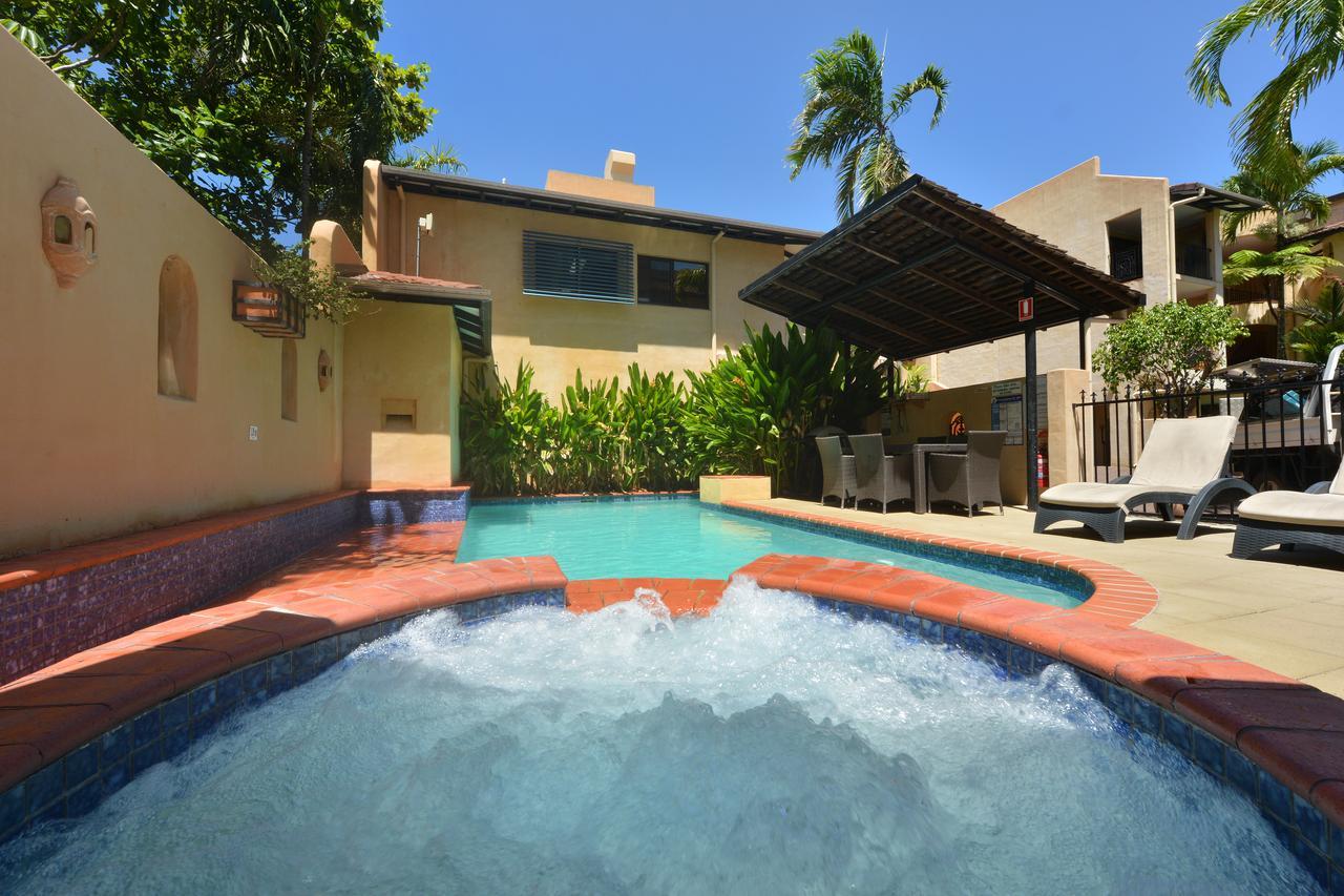 Seascape Apartments At Villa San Michele Port Douglas Dış mekan fotoğraf