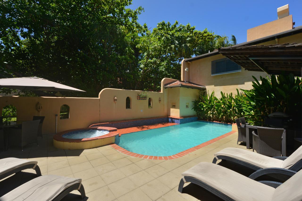 Seascape Apartments At Villa San Michele Port Douglas Dış mekan fotoğraf